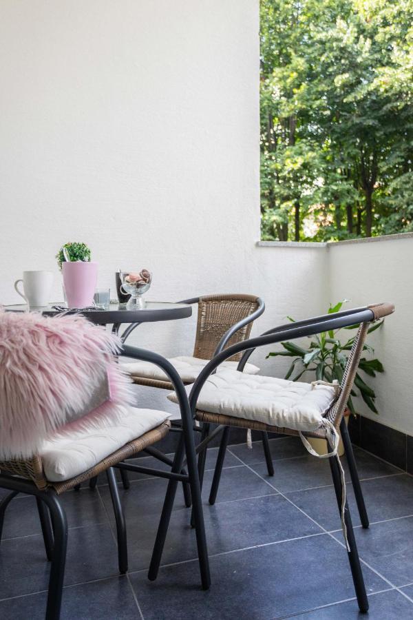 Sunny 2Bdr Apartment With A Balcony Zagreb Exterior foto